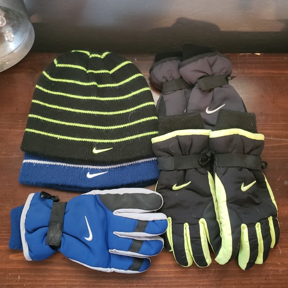 Lot nike winter gear